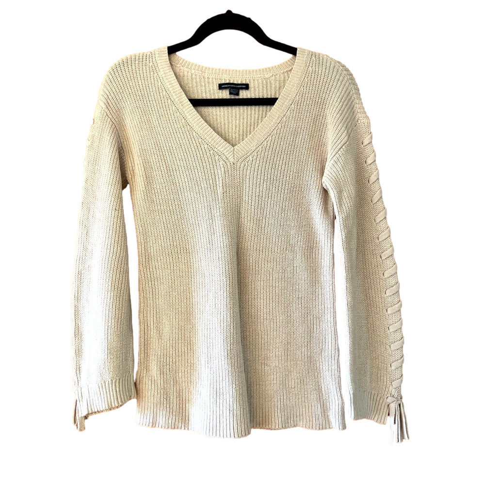 American Eagle Cable Knit V Neck Sweater Laced Sleeve